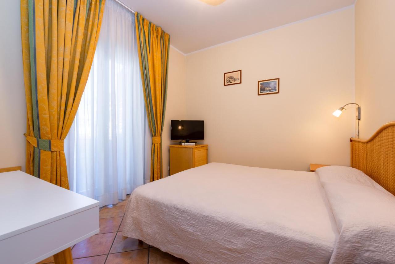 Hotel Il Ceppo Agropoli Exteriör bild
